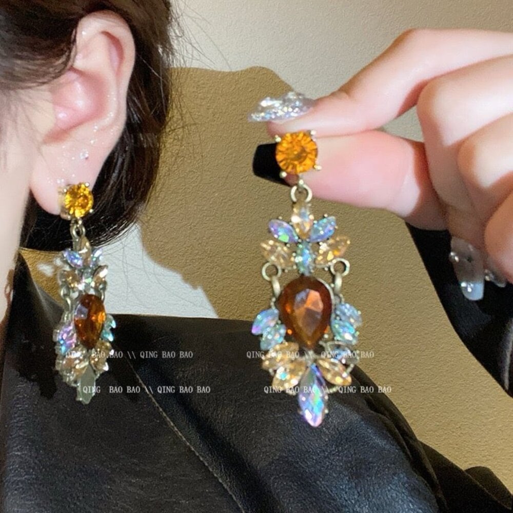 Retro teardrop colored diamond earrings